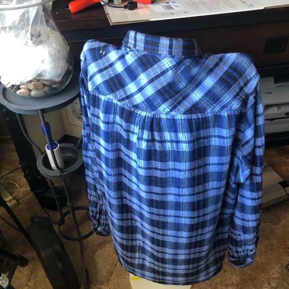 Nuco Long Sleeve Button Down Blue Plaid Shirt. - Picture 2 of 2
